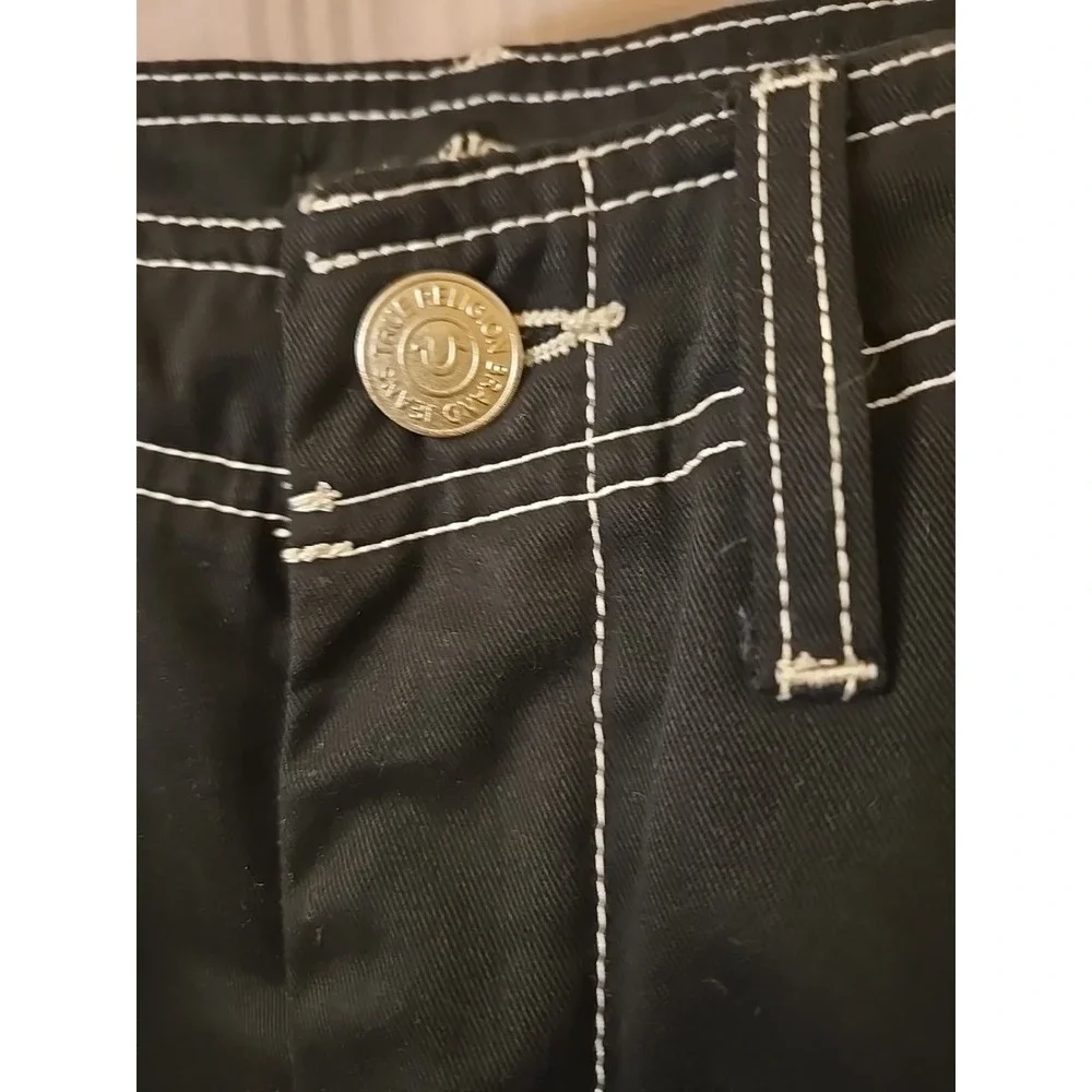 TRUE RELIGION Jet Black Cargo Pants -‎ Men's Size 31 / 34x31 NWT